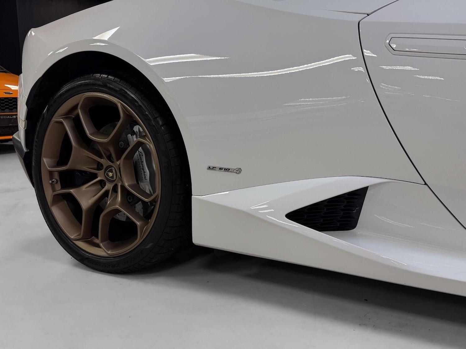 Used Lamborghini Huracan 2015 for sale - 77409501: Photo 41