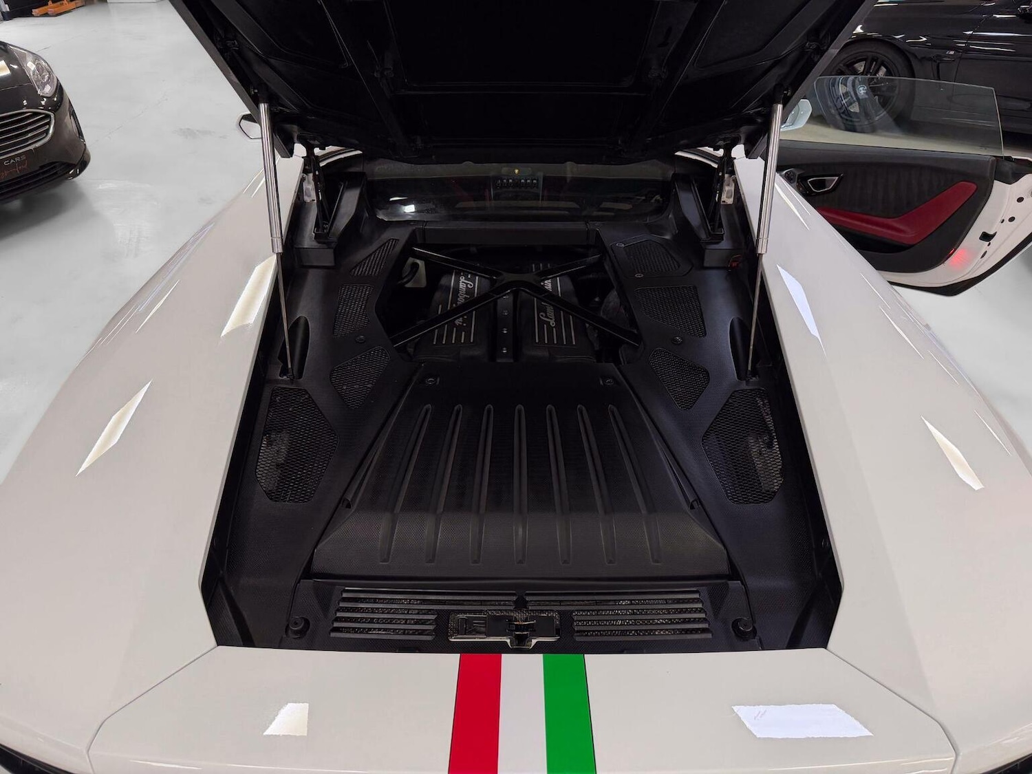 Used Lamborghini Huracan 2015 for sale - 77409501: Photo 48