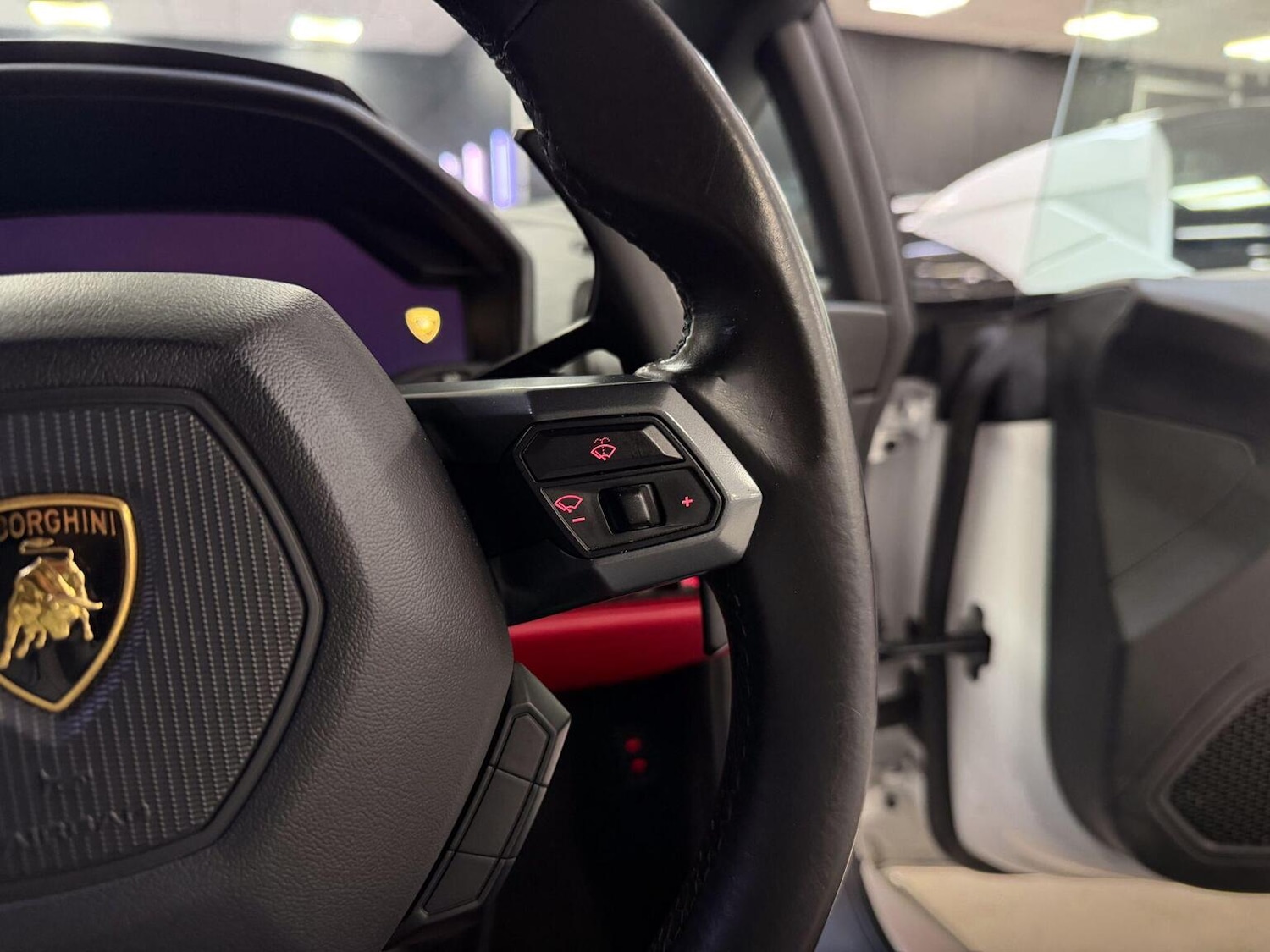 Used Lamborghini Huracan 2015 for sale - 77409501: Photo 50