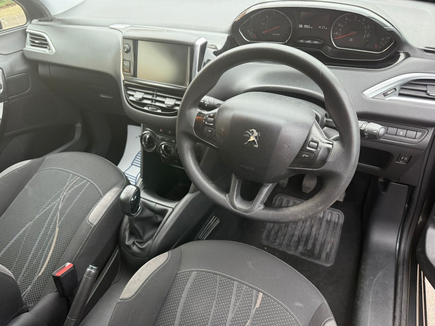 Used Peugeot 208 2014 for sale - 77073065: Photo 7