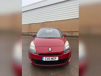 2011 - 1.5 dCi 110 Expression 5dr