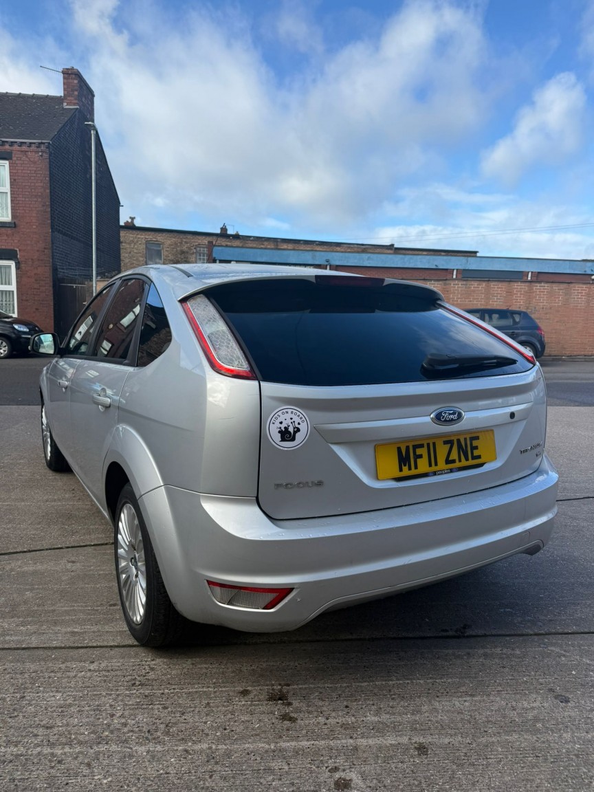 Used Ford Focus 2011 for sale - 76369287: Photo 3