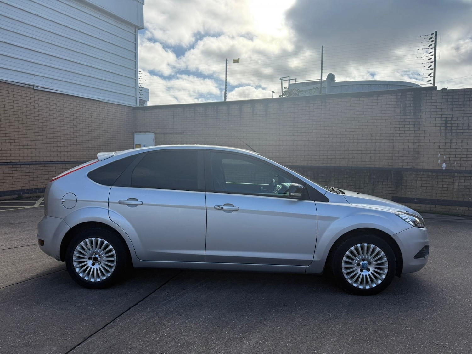 Used Ford Focus 2011 for sale - 76369287: Photo 6