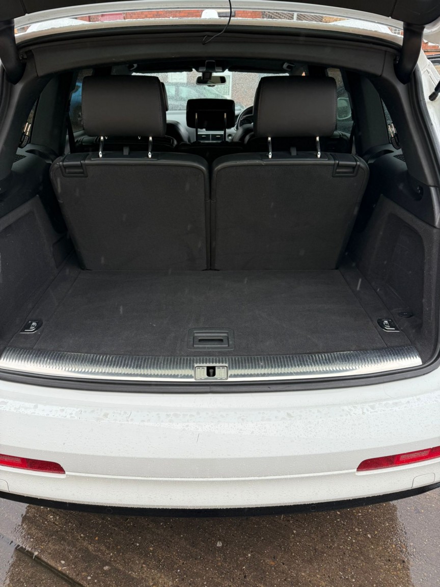 Used Audi Q7 2023 for sale - 77572850: Photo 12