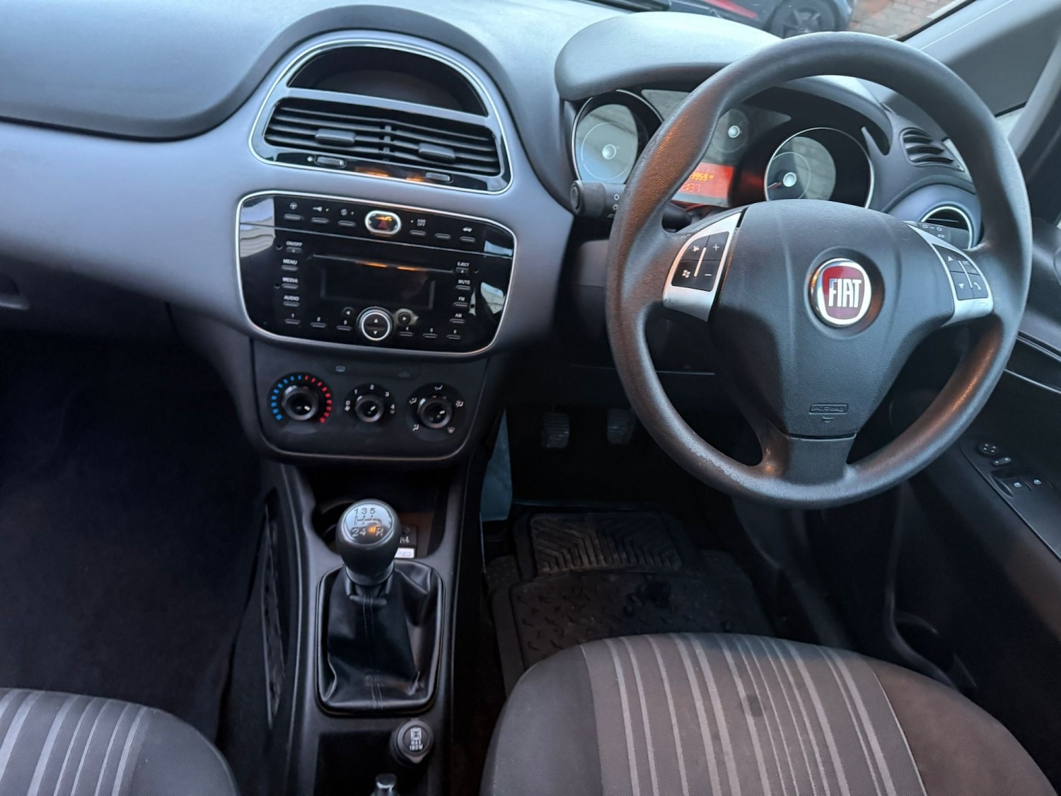 Used Fiat Punto Evo 2011 for sale - 77342604: Photo 6