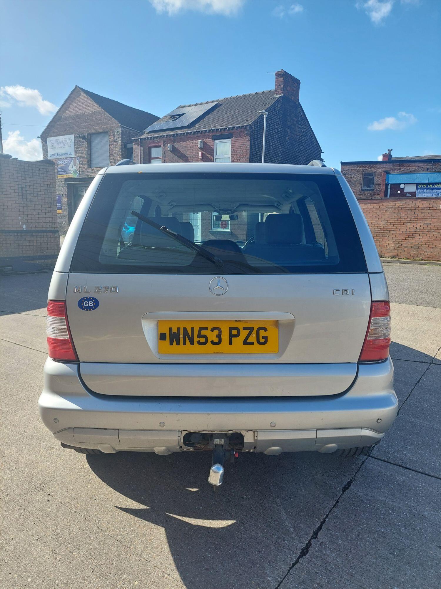 Used Mercedes-Benz M Class 2003 for sale - 77464856: Photo 2