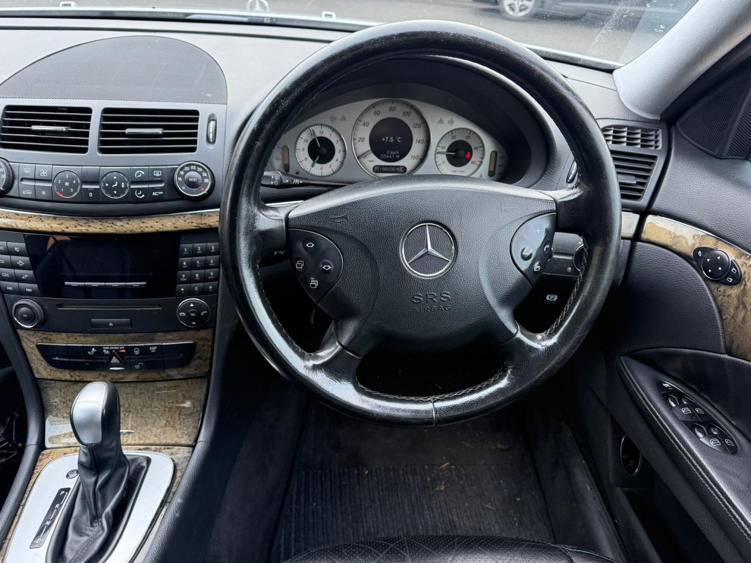 Used Mercedes-Benz E Class 2004 for sale - 77508509: Photo 6
