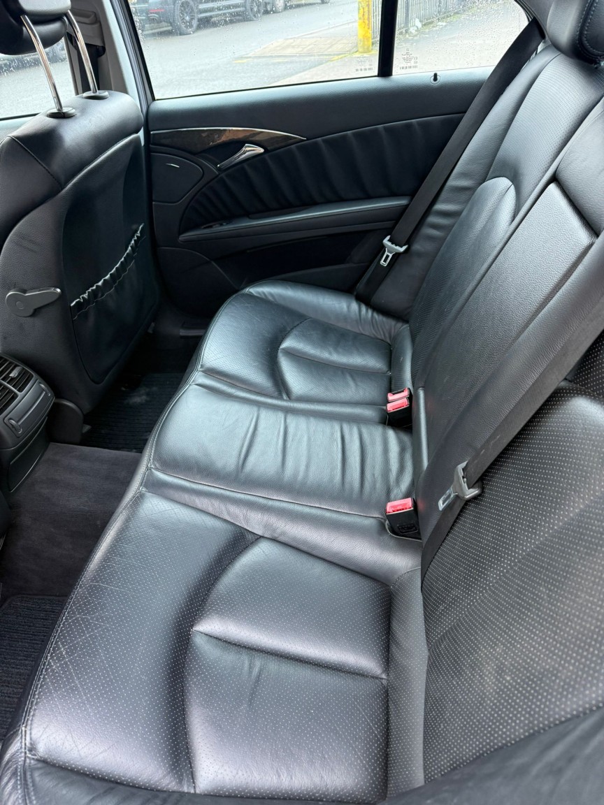 Used Mercedes-Benz E Class 2004 for sale - 77508509: Photo 9