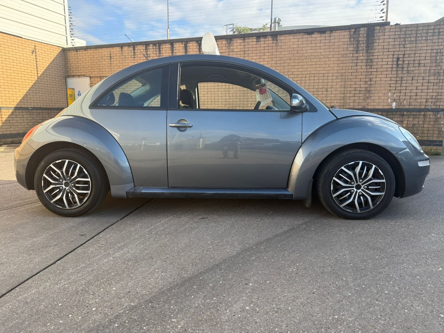 Used Volkswagen Beetle 2008 for sale - 78084443: Photo 5