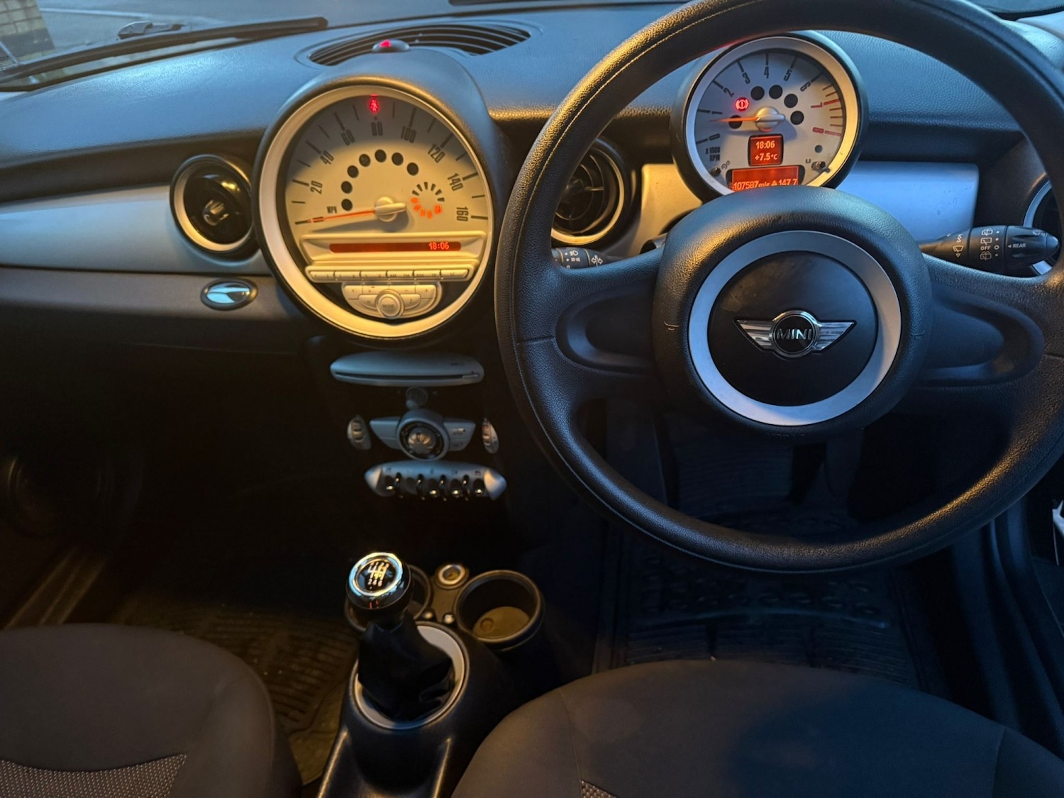 Used MINI Hatch 2010 for sale - 77342615: Photo 7