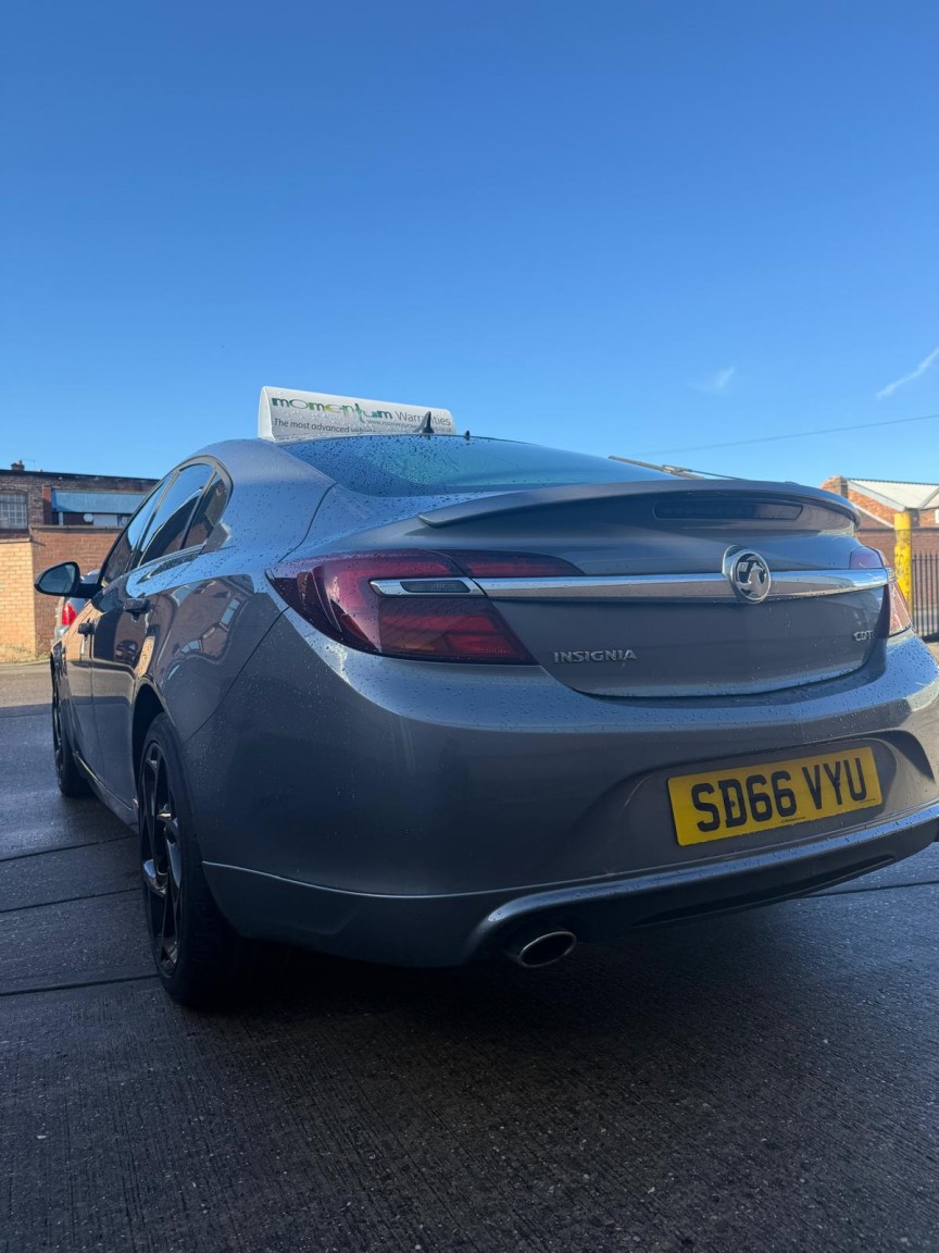 Used Vauxhall Insignia 2016 for sale - 76446033: Photo 2