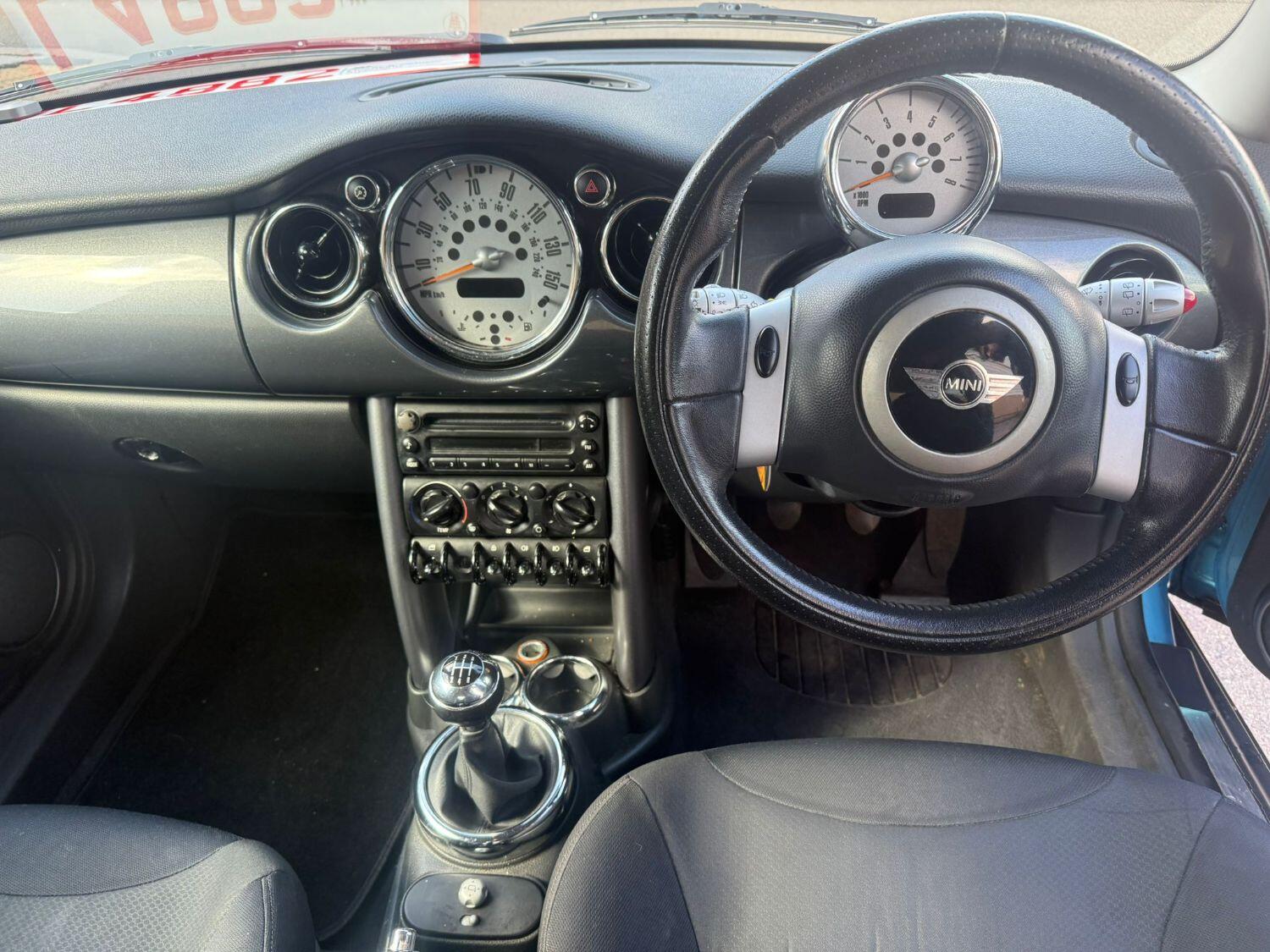 Used MINI Hatch 2004 for sale - 76793471: Photo 7