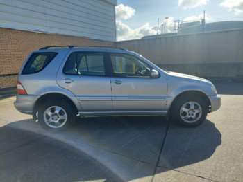 Used Mercedes-Benz M-Class 2003 for sale - 72998848: Photo
