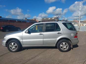 Used Mercedes-Benz M-Class 2003 for sale - 72998848: Photo