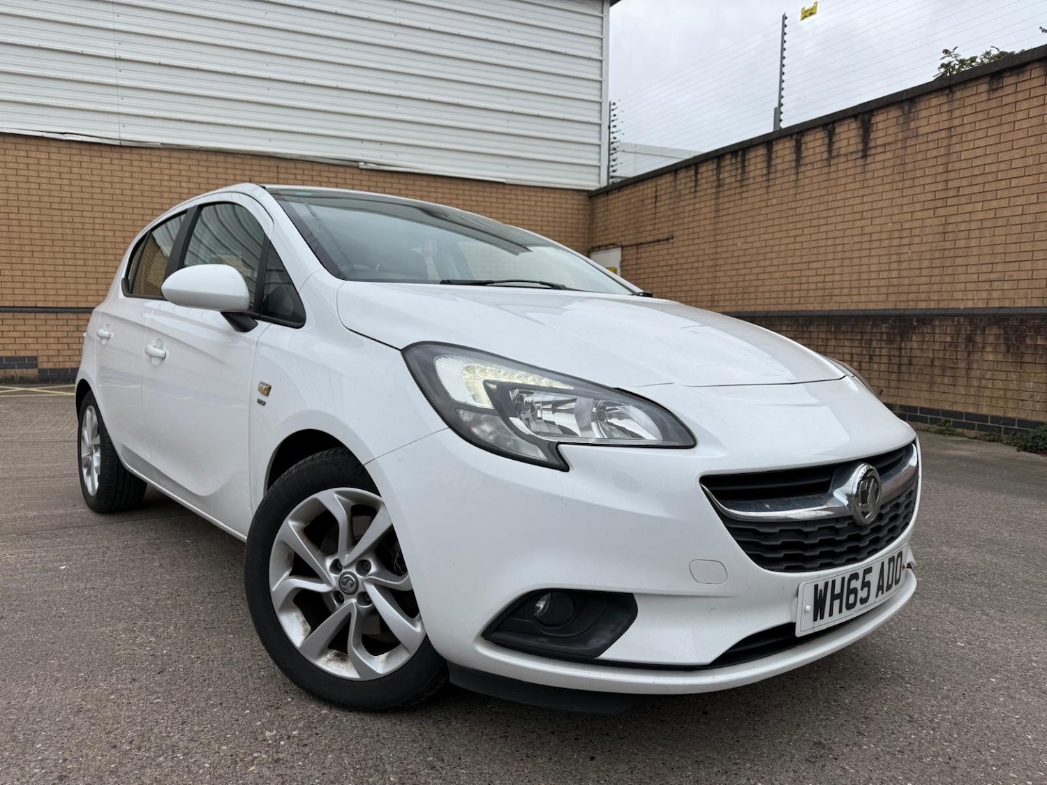 Used Vauxhall Corsa 2016 for sale - 76293197: Photo 1