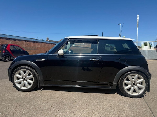 Used MINI Hatch 2004 for sale - 74640102: Photo 6