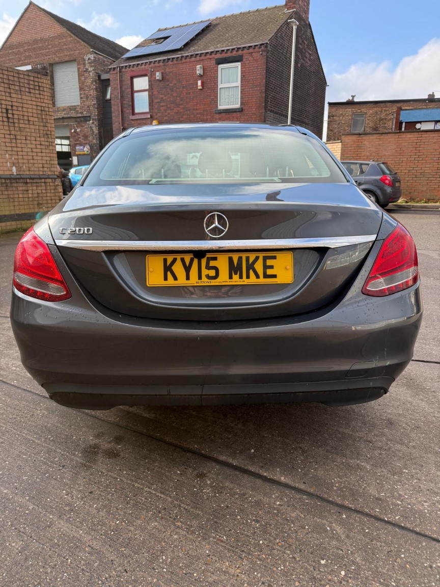 Used Mercedes-Benz C Class 2015 for sale - 77453177: Photo 4