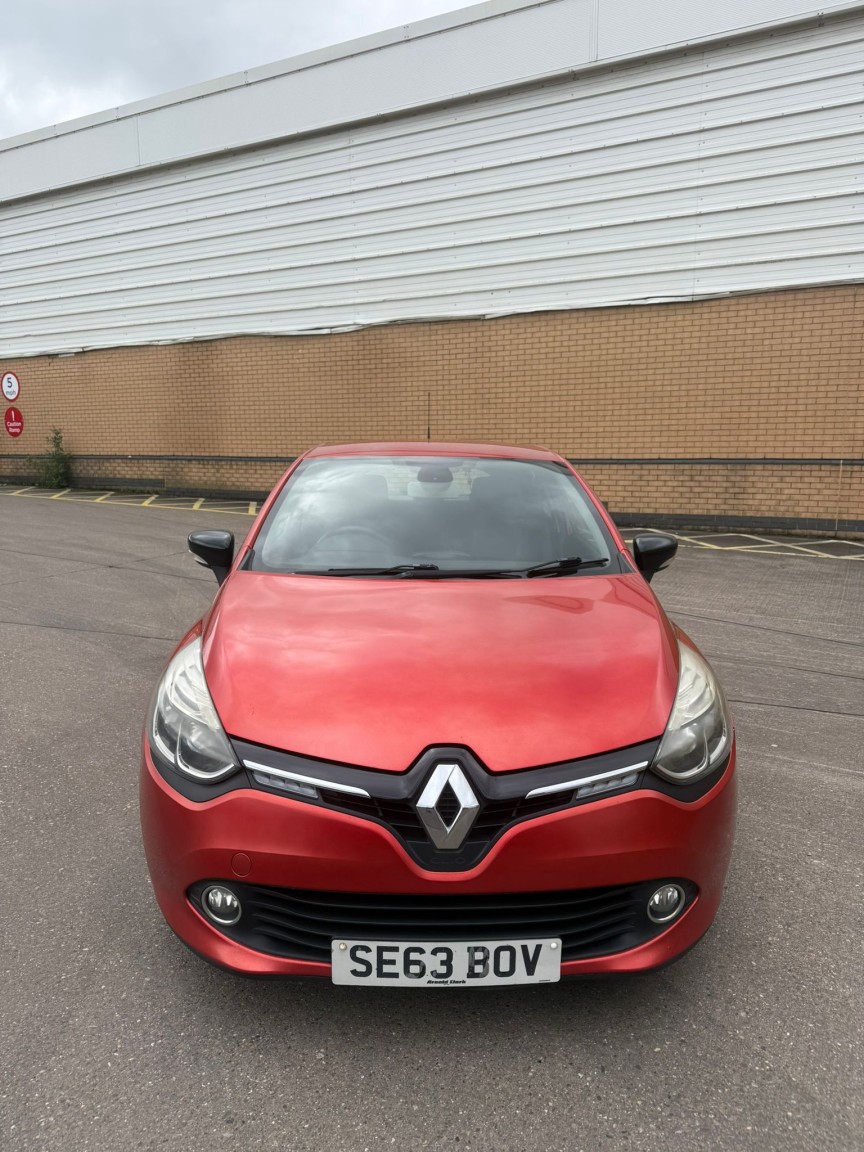 Used Renault Clio 2014 for sale - 78084460: Photo 2
