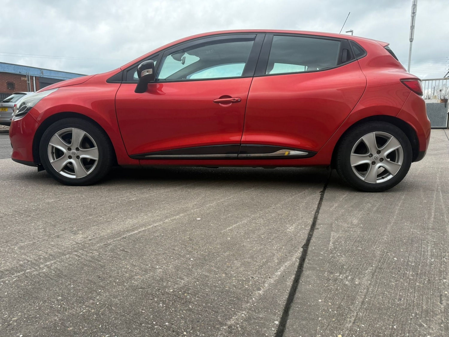 Used Renault Clio 2014 for sale - 78084460: Photo 6