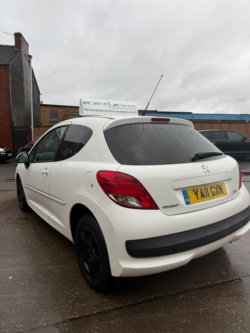 Used Peugeot 207 2011 for sale - 76891764: Photo 2