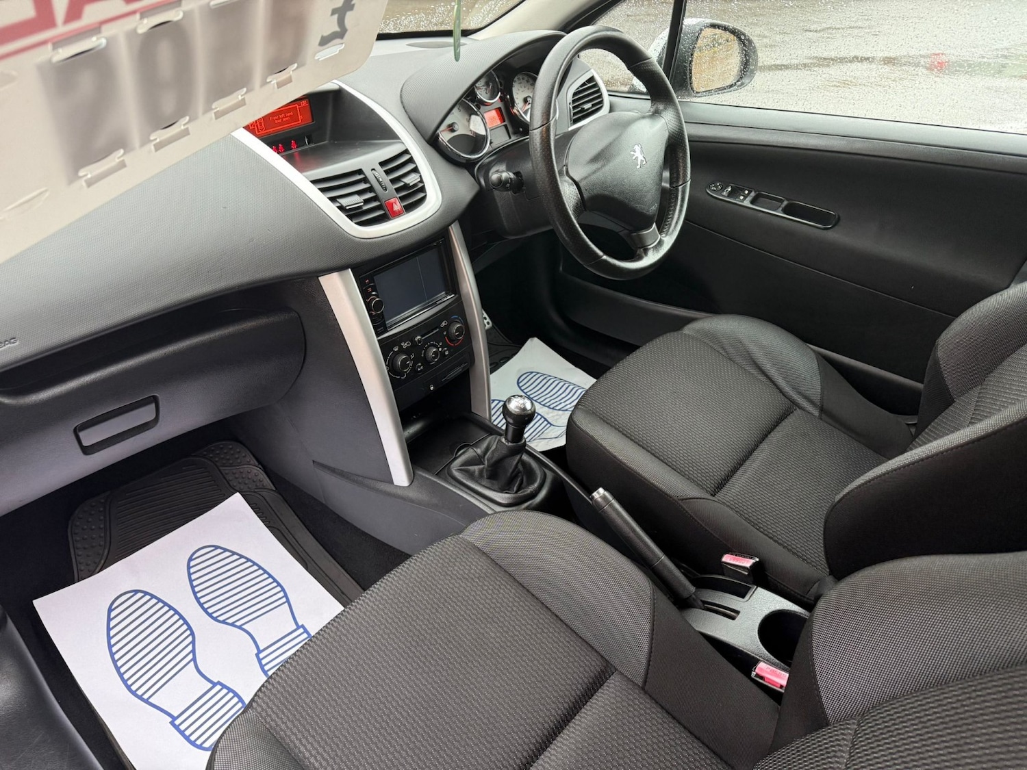 Used Peugeot 207 2011 for sale - 76891764: Photo 6