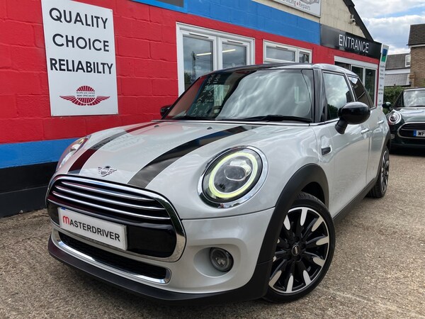 Used MINI Hatch 2019 for sale - 75684727: Photo 1