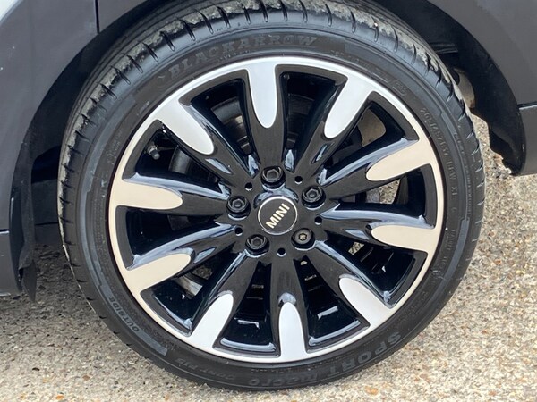 Used MINI Hatch 2019 for sale - 75684727: Photo 5
