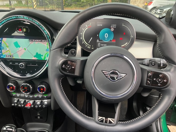 Used MINI Hatch 2023 for sale - 75571926: Photo 9
