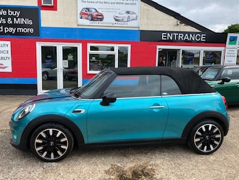 Used MINI Convertible 2018 for sale - 75425075: Photo