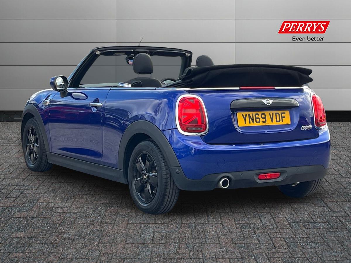 Used MINI Convertible 2019 for sale - 76341198: Photo 2