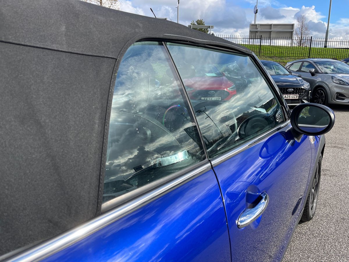 Used MINI Convertible 2019 for sale - 76341198: Photo 28