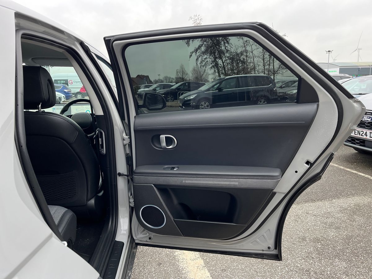 Used Hyundai IONIQ 5 2024 for sale - 77033800: Photo 31