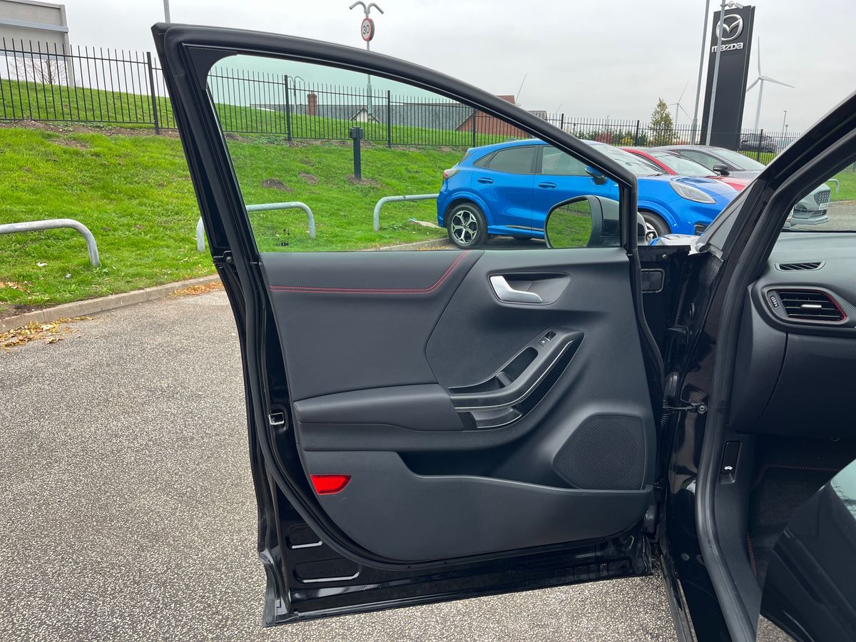 Used Ford Puma 2022 for sale - 76264050: Photo 32