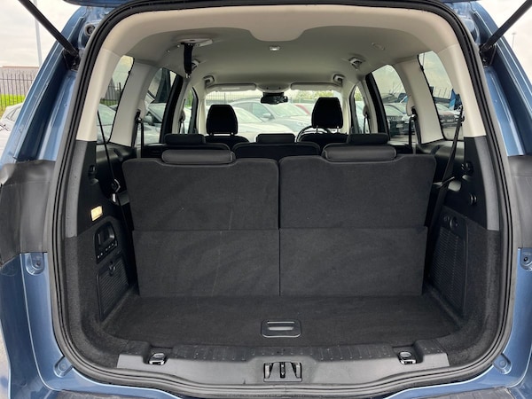 Used Ford Galaxy 2022 for sale - 76142150: Photo 25
