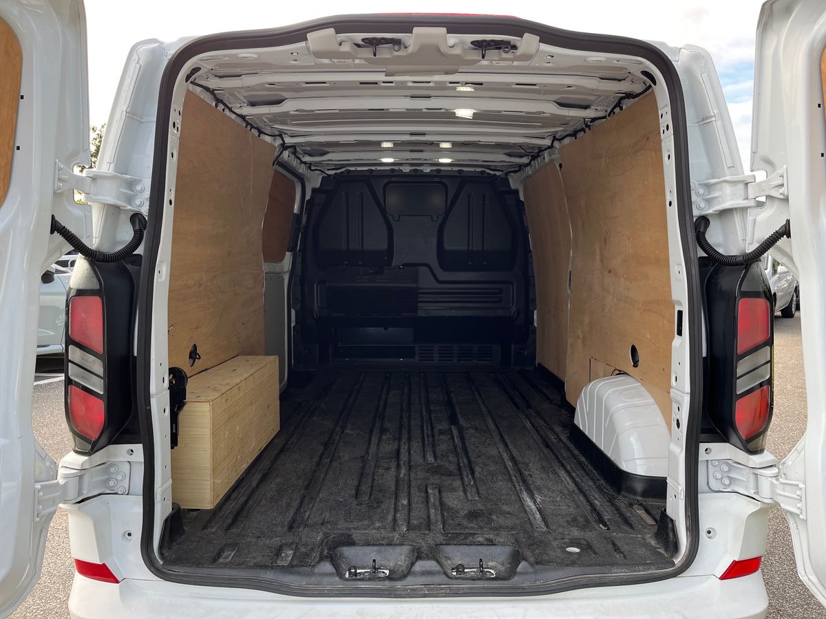 Used Ford Transit Custom 2024 for sale - 76045557: Photo 17