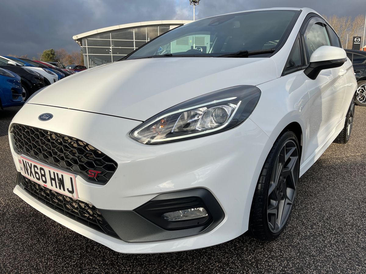 Used Ford Fiesta 2018 for sale - 77125276: Photo 26