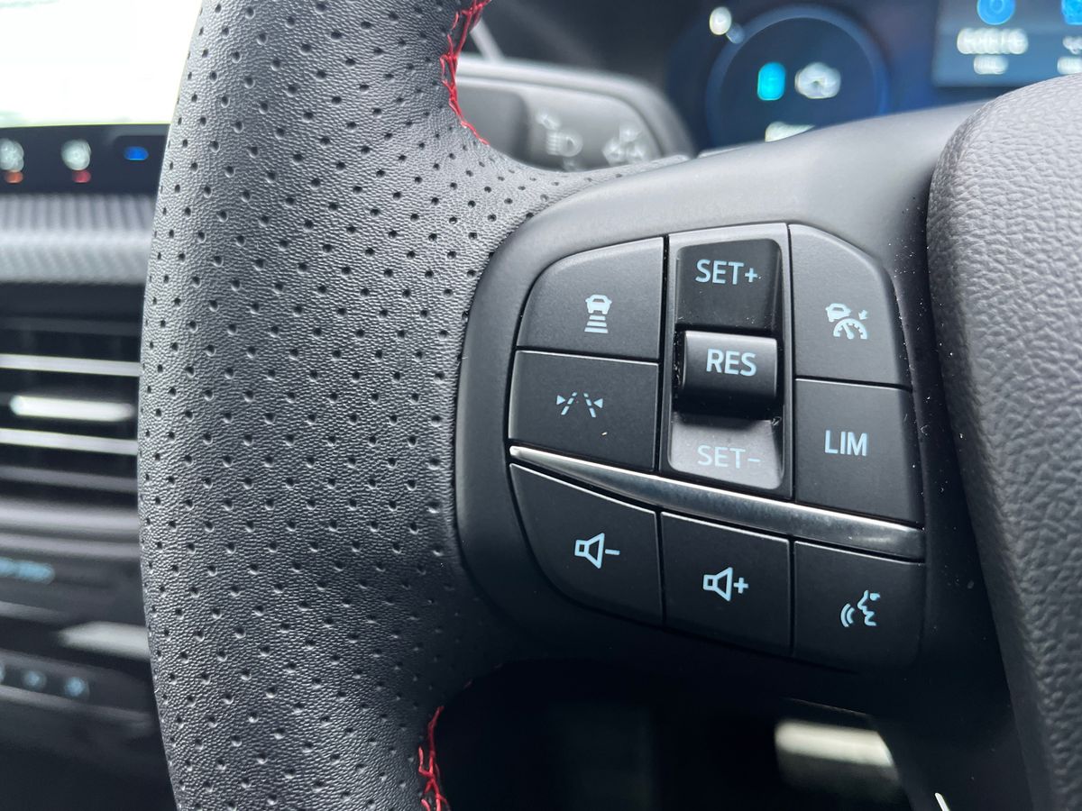 Used Ford Kuga 2025 for sale - 77340697: Photo 16