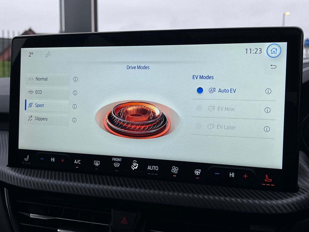 Used Ford Kuga 2025 for sale - 77340697: Photo 47