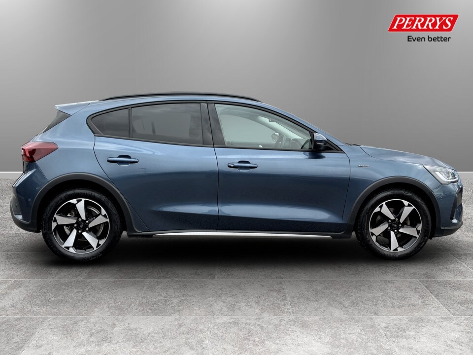 Used Ford Focus 2023 for sale - 78060831: Photo 8