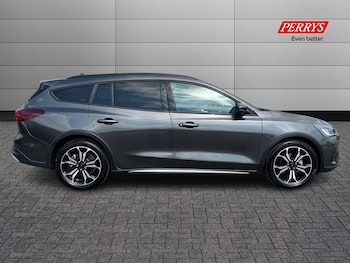 Used Ford Focus 2024 for sale - 75496915: Photo