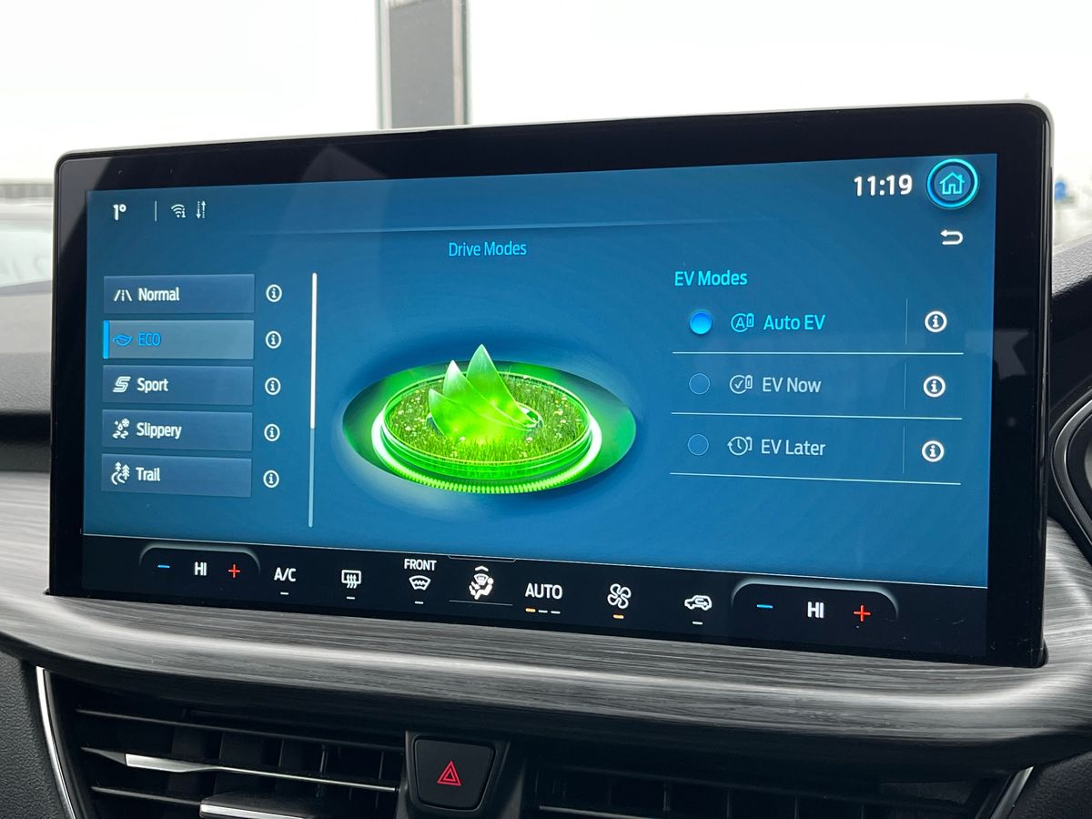 Used Ford Kuga 2025 for sale - 77460582: Photo 39