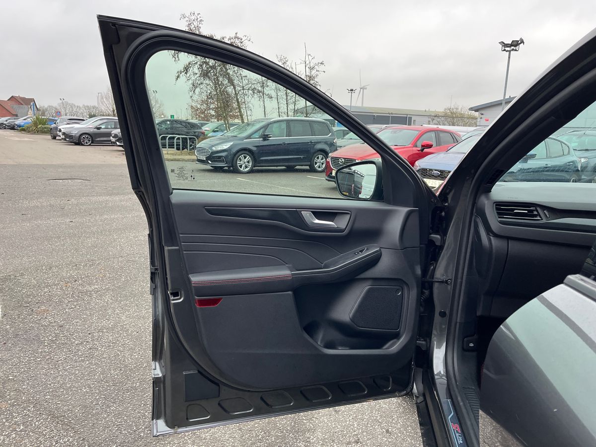 Used Ford Kuga 2023 for sale - 77033843: Photo 40