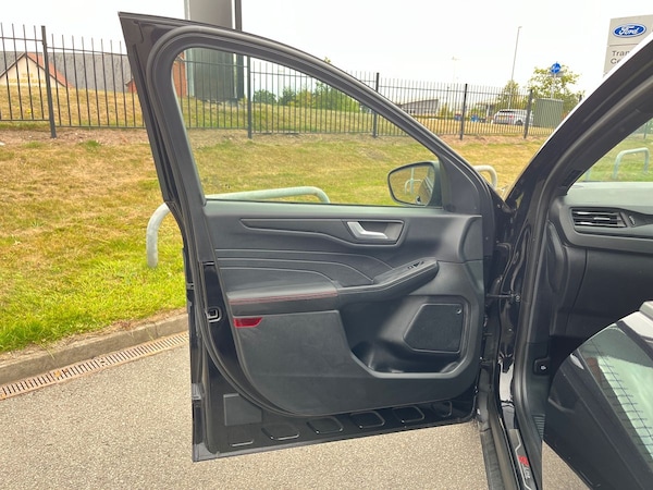 Used Ford Kuga 2024 for sale - 75611940: Photo 38