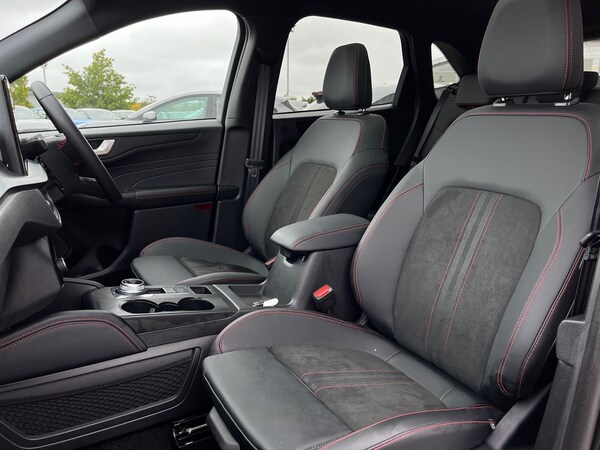 Used Ford Kuga 2024 for sale - 75611940: Photo 39