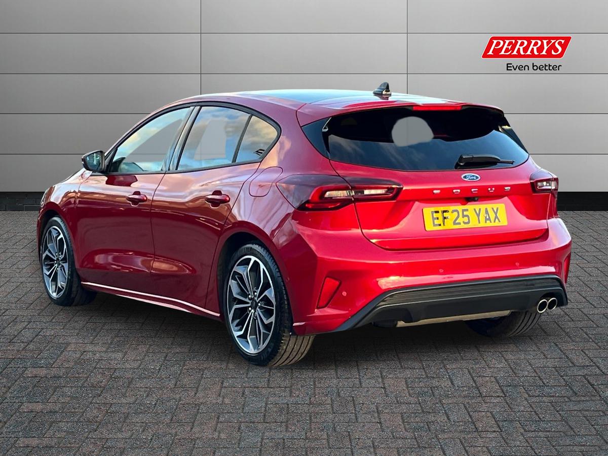 Used Ford Focus 2025 for sale - 76905679: Photo 2