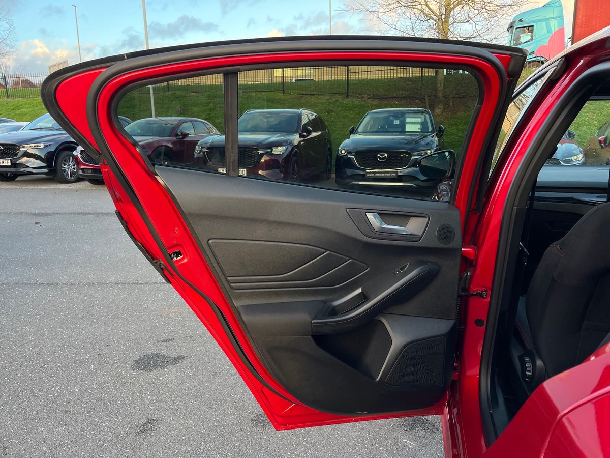 Used Ford Focus 2025 for sale - 76905679: Photo 34