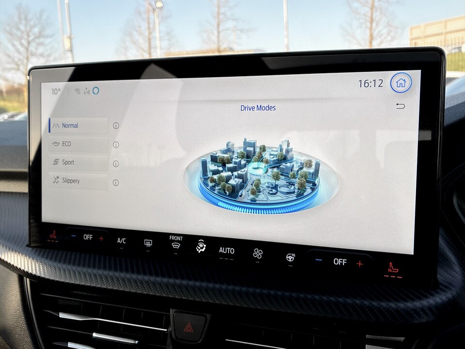 Used Ford Kuga 2025 for sale - 77759787: Photo 90