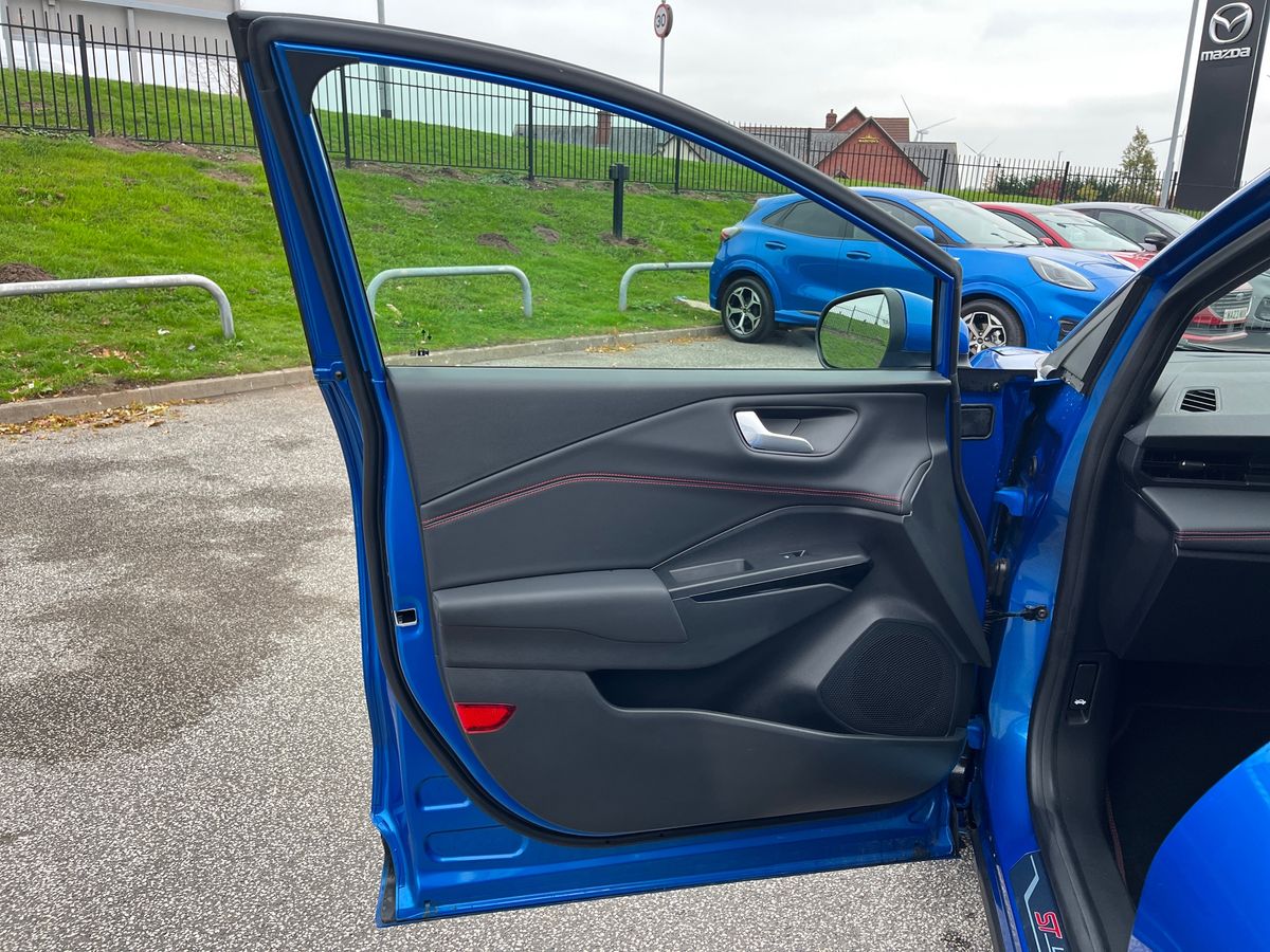 Used Ford Puma 2025 for sale - 76249537: Photo 32