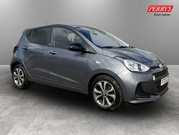 Used Hyundai i10 2020 for sale - 79365136: Photo