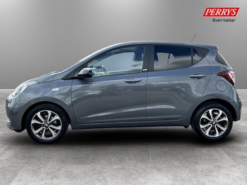 Used Hyundai i10 2020 for sale - 79365136: Photo